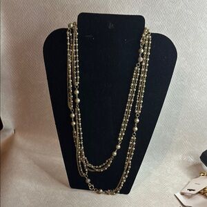 Elegant Gold Layered Necklace